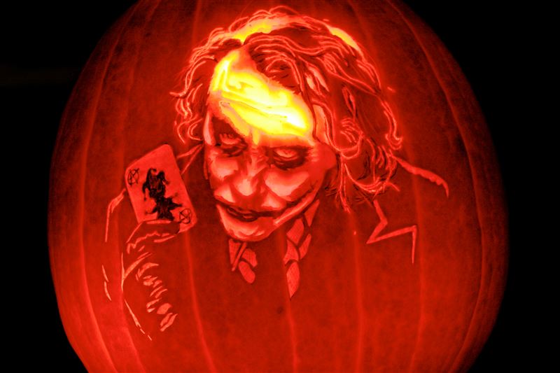 Pumpkin portraits The Joker
