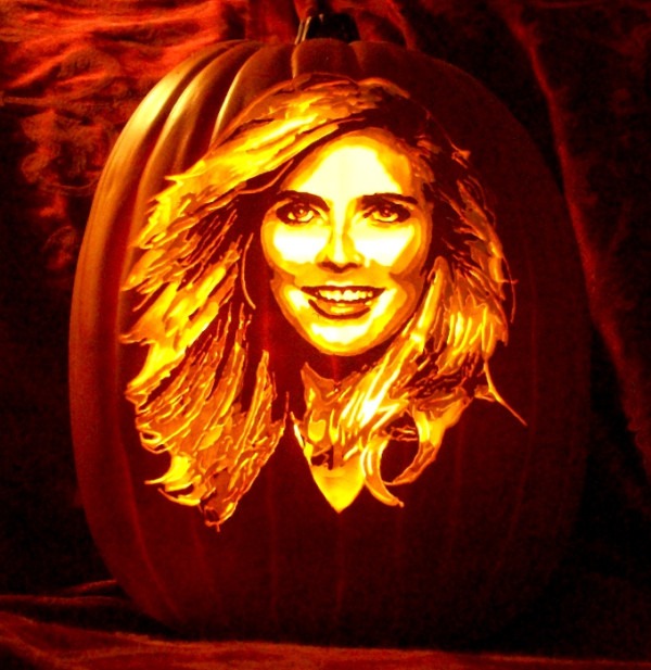 Pumpkin Carving Heidi Klum