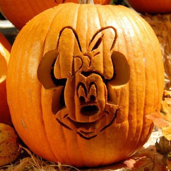 Pumpkin Carving Minnie Mouse